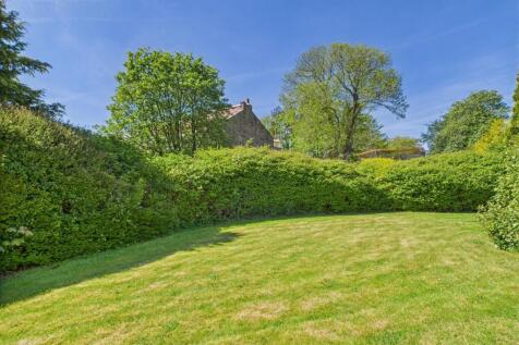Front Garden.jpg