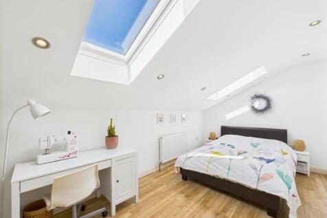 bed 3.jpg