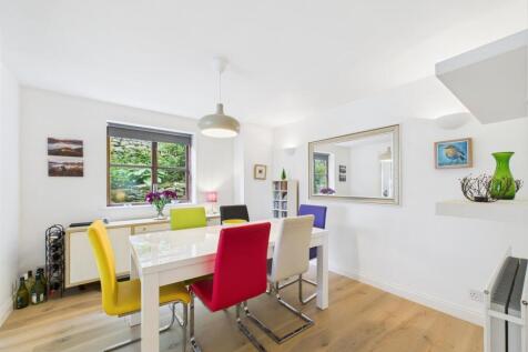 Dining Room.jpg