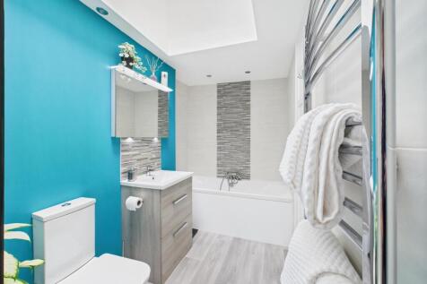 Bath 1.jpg