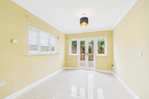 Dining Room.jpg