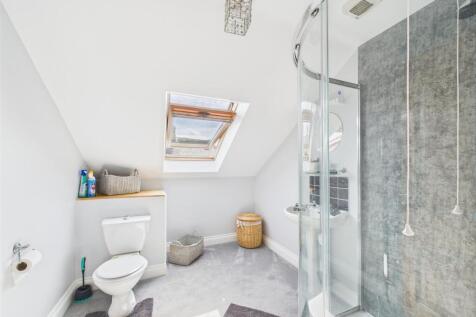 Shower Room.jpg