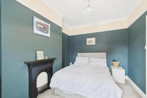 Bed 1