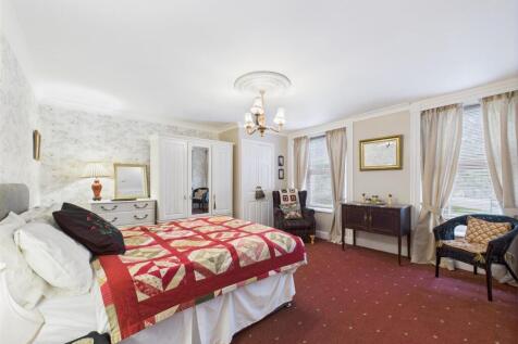 Room 2.jpg