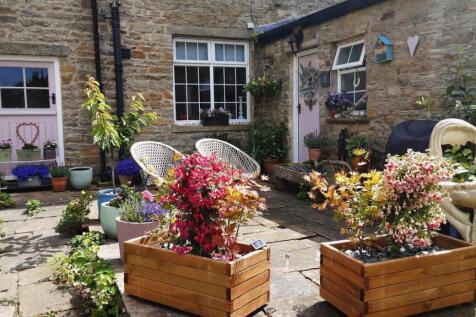 Dotheboys Courtyard