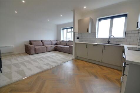 Living Room/Kitchen