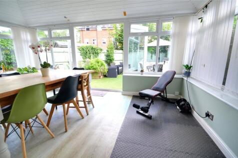 Conservatory/Dining
