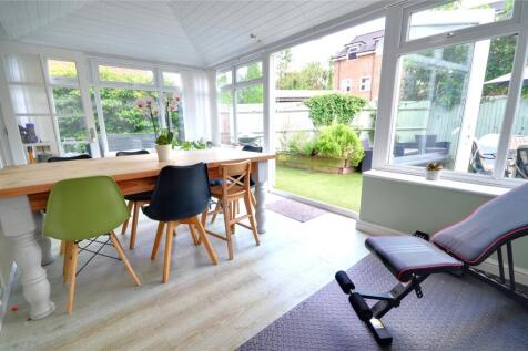 Conservatory/Dining