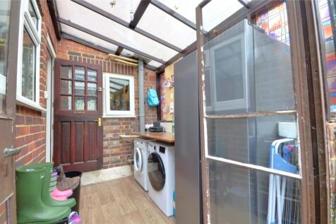 Utility/Lean To