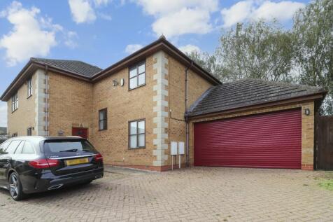 St. Marys Road NN29 7JU (30).JPG