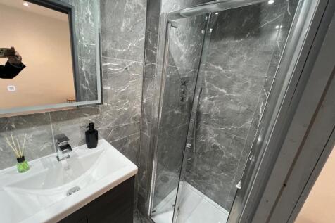 Ensuite Shower Room