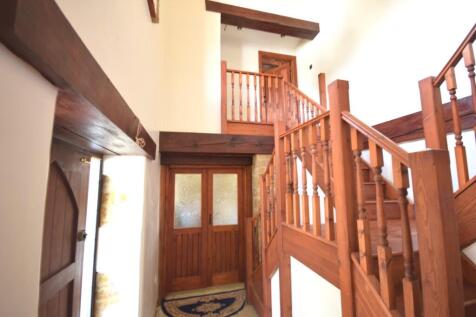 Shared Entrance Hall