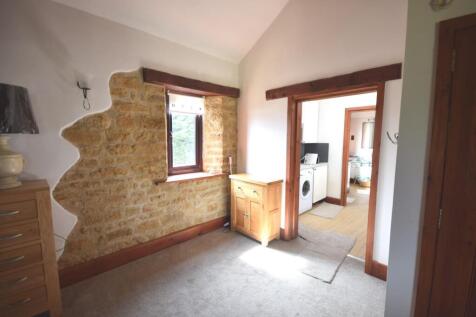 Lounge/sitting room