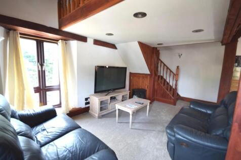 Lounge/sitting room