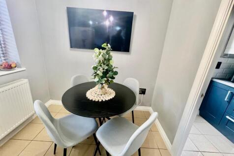 Breakfast Room