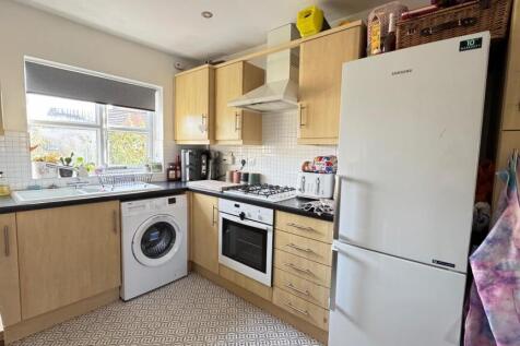 Kitchen (1st Floor)