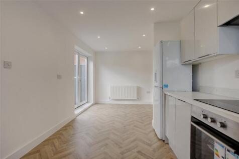 Kitchen Dining Area