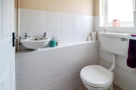 Wc.Cloak