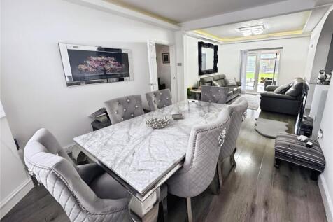 Through Lounge