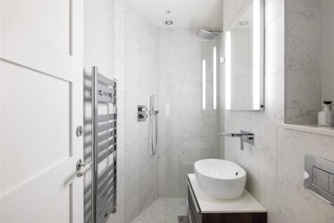 Ensuite Shower