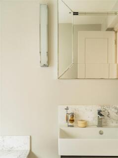 Principal Ensuite
