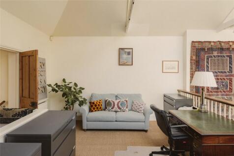 Office/ Bedroom
