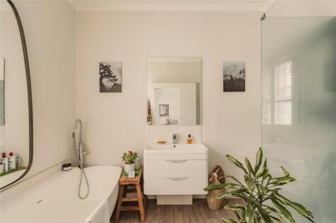 Principal Ensuite