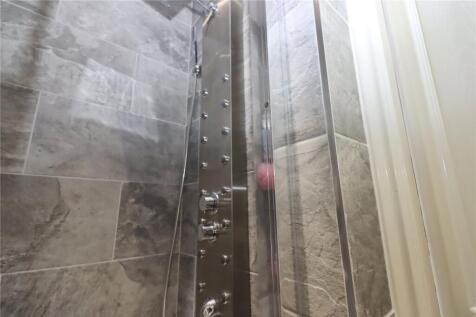En Suite Shower