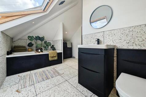 Master Ensuite
