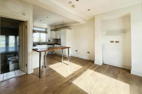 Kitchen/Lounge