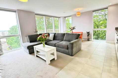 Lounge/Kitchen