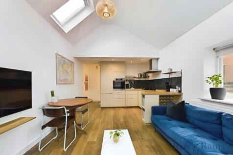 Lounge/Kitchen