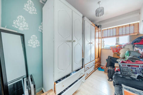 1362081-2-68de492...