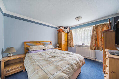 1370641-6-68f680a...