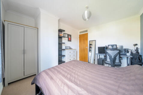 1372975-23-6900be...