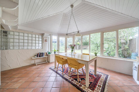 1359555-7-68d6bd1...