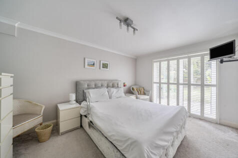 1359555-9-68d6bd3...