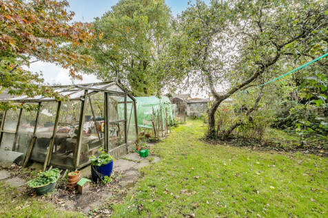 1362551-4-68e52f0...