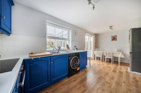 1380156-3-691f6c4...