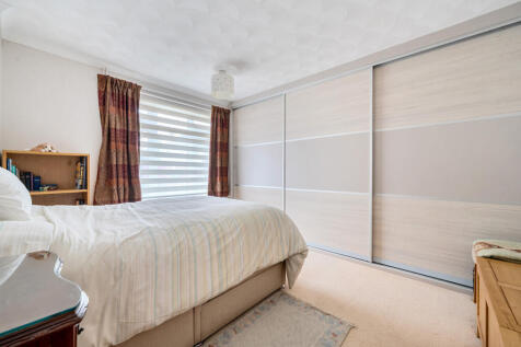 1365670-22-68ecc0...