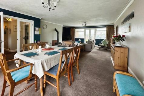 Lounge/Diner