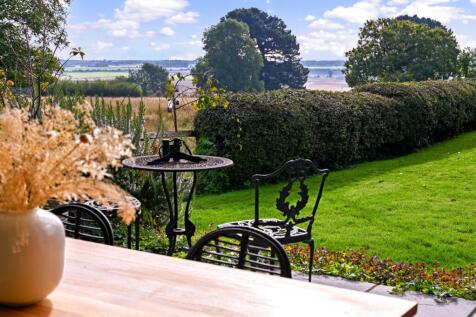 Garden &amp; Views