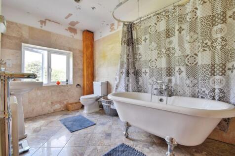 Family Bathroom W.C