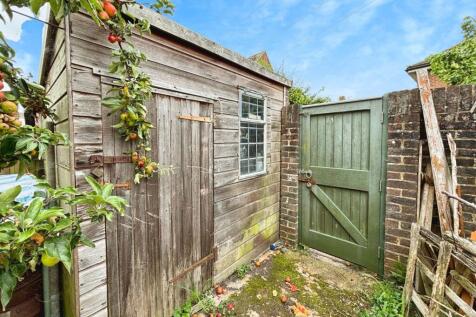 Shed &amp; Rear Access