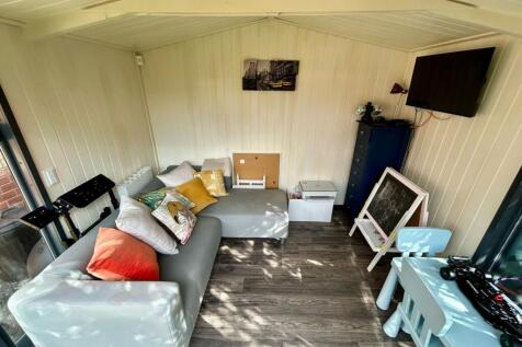 Summer Room