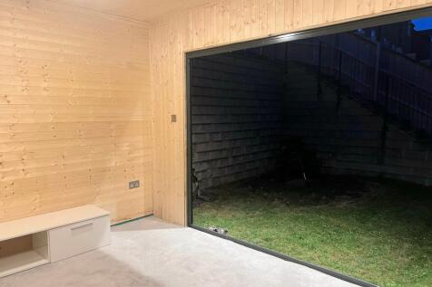 Summer House/ Office