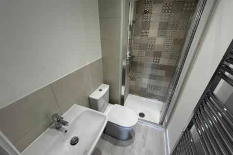 En-Suite Bathroom