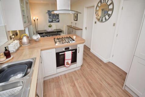 Well Fitted Kitchen