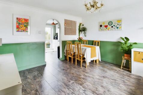 Dining / Family Room