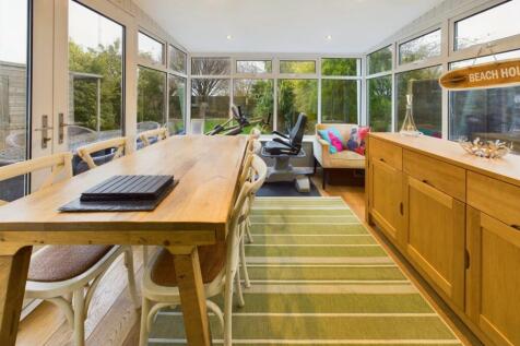 Conservatory/Dining